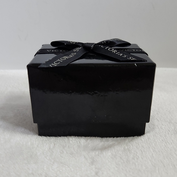 Victoria's Secret VS Gold Toned Scandalous Rhinestone Cuff Hinged Bracelet NWT - Picture 7 of 9